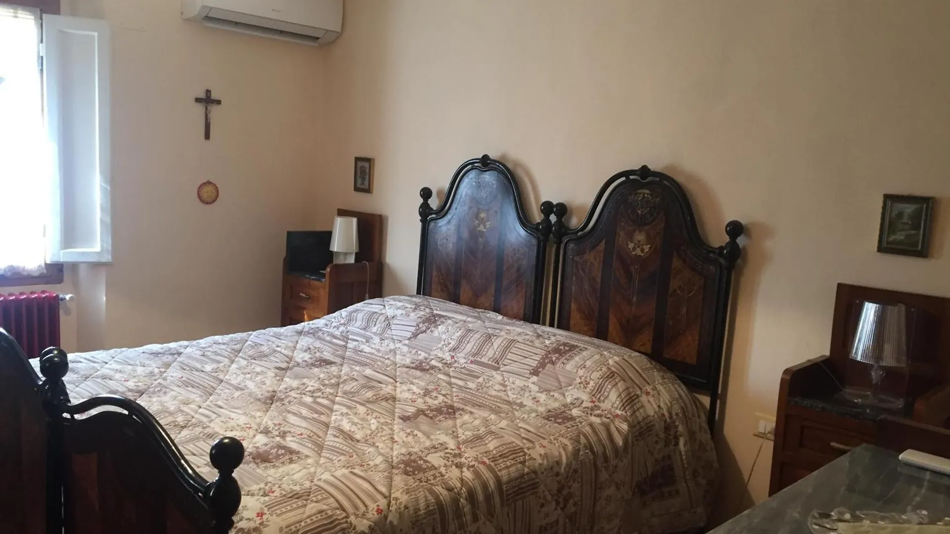 Country house Al Vecchio Leccio Guest House Pistoia Italy