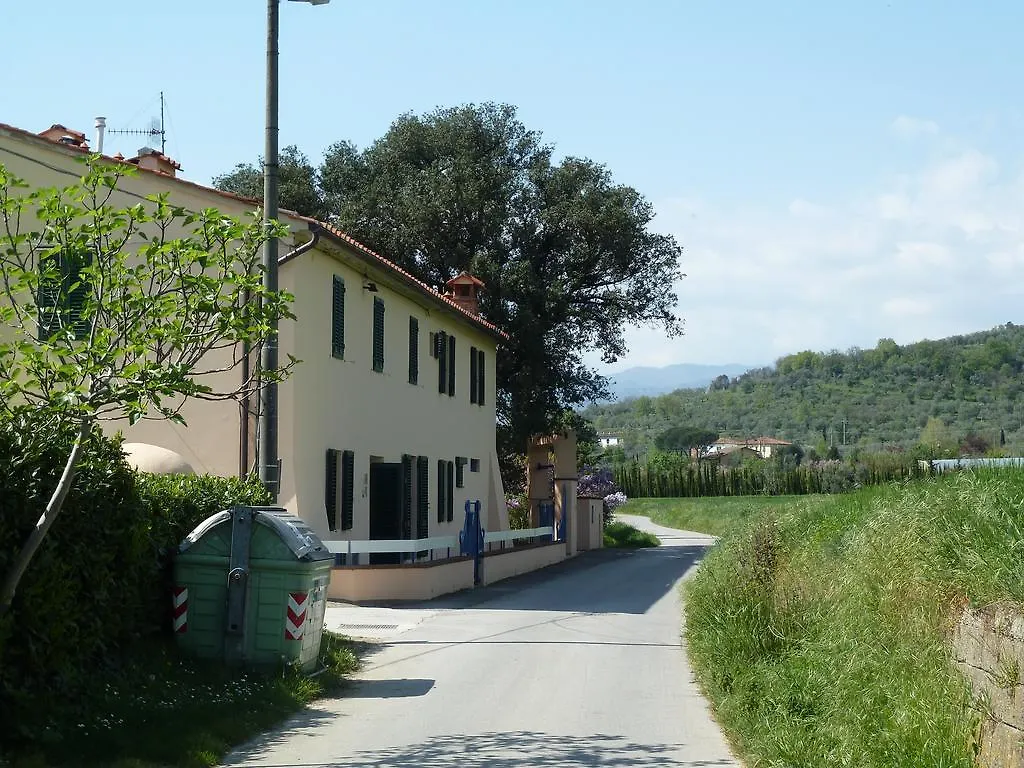 Al Vecchio Leccio Guest House Pistoia Italy